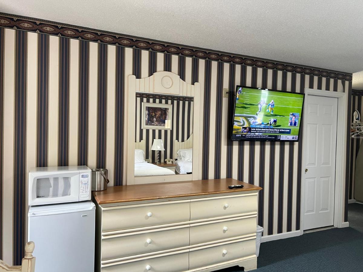Rocky River Inn New Milford Екстер'єр фото